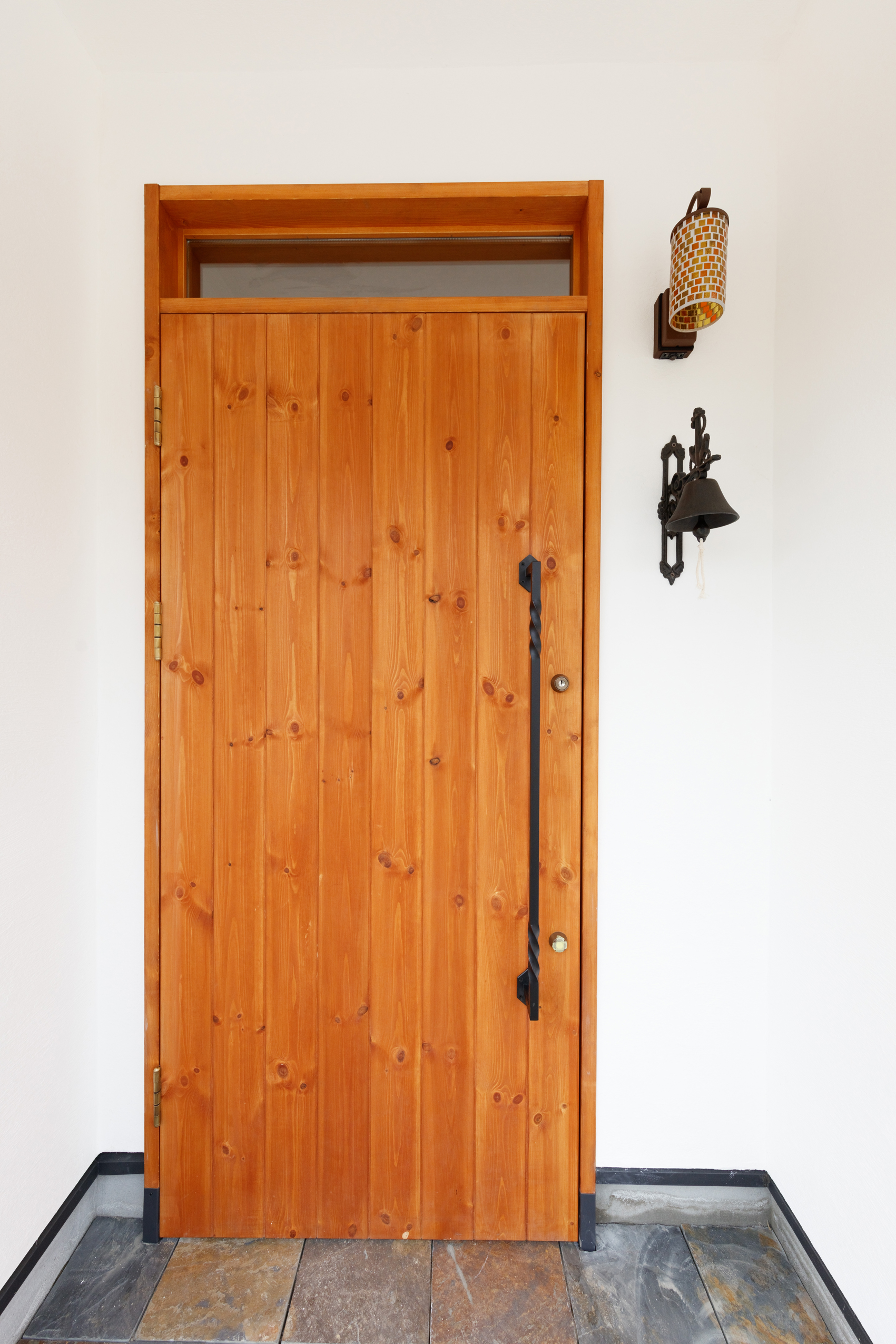 無垢玄関ドア 施工イメージ3
