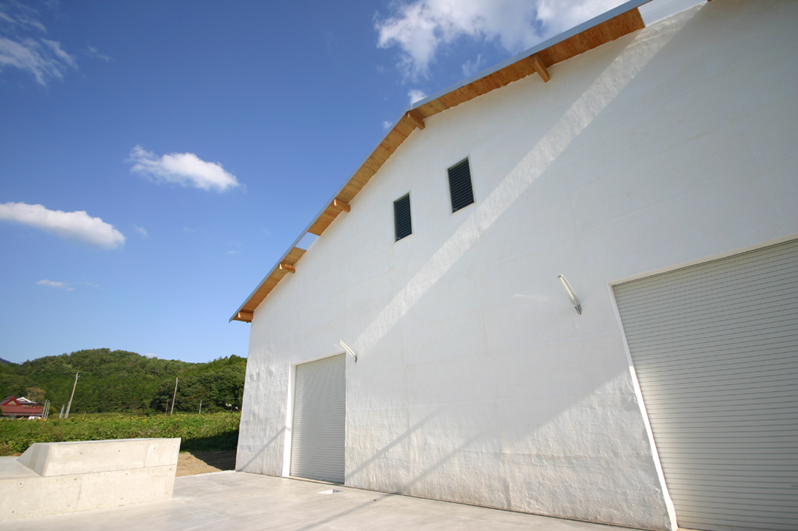 しっくいの外壁 施工イメージ2