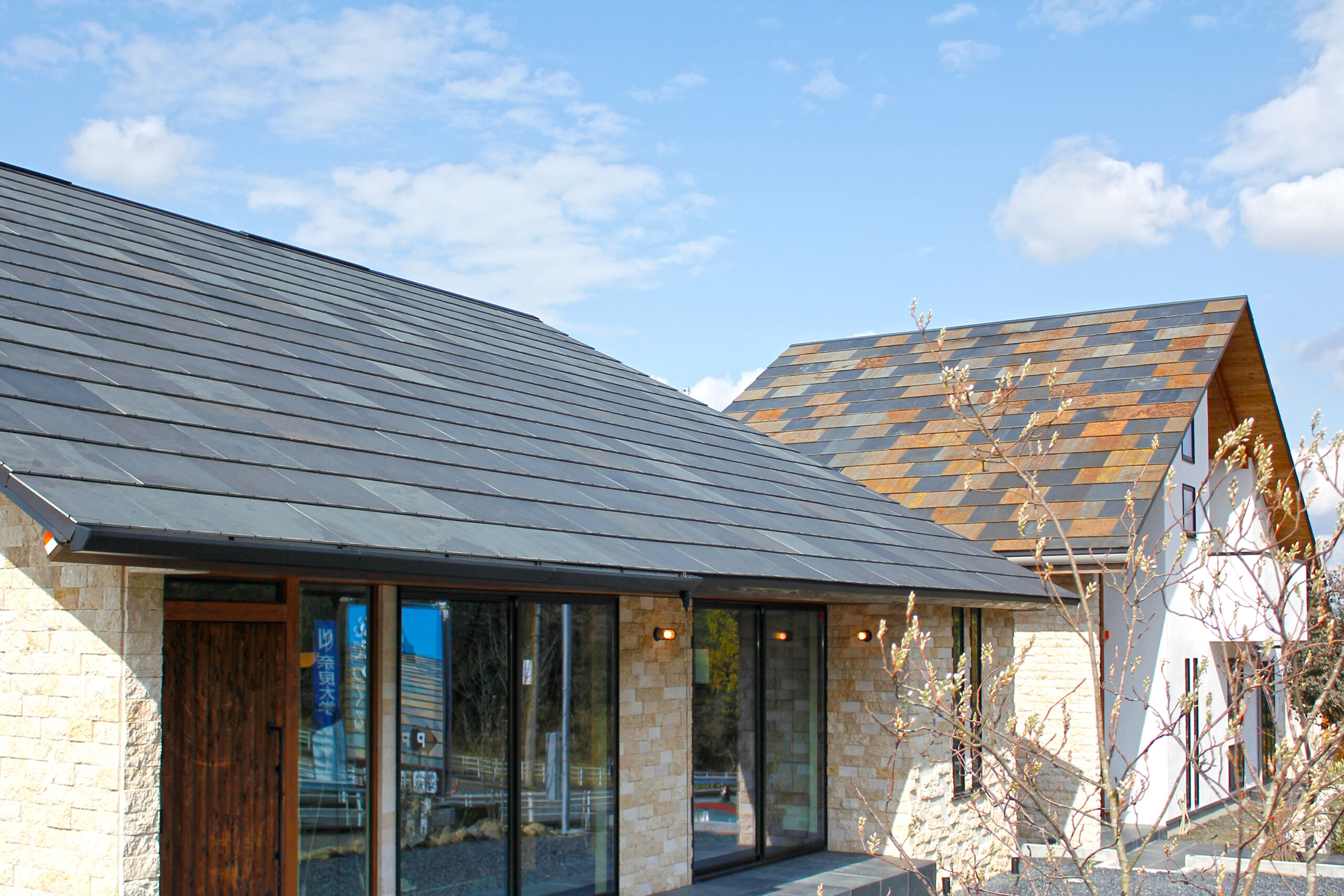 無添加住宅の屋根 外観